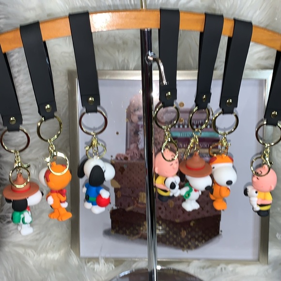 Bundle for Cncbending Peanuts Gang Choice of 1-Keychains/Bag Charms - Picture 4 of 6